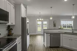 5432 Mountain Run Dr, Hope Mills, NC 28348 - Photo 16