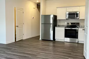 2065 Gln Xing Dr, Durham, NC 27704 - Photo 2