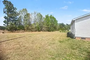 33 Plum Ln, Henderson, NC 27536 - Photo 4