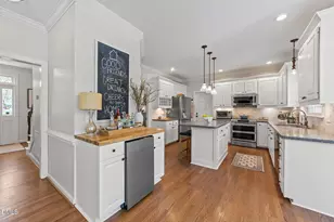 103 Hollycliff Ln, Cary, NC 27518 - Photo 14