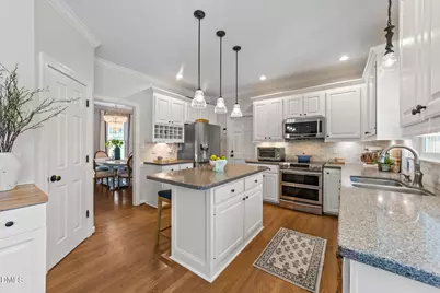 103 Hollycliff Lane, Cary, NC 27518 - Photo 10