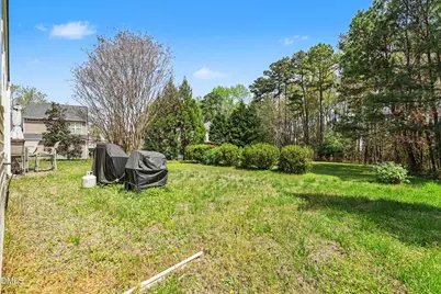 8122 Marshall Brae Drive, Raleigh, NC 27616 - Photo 18