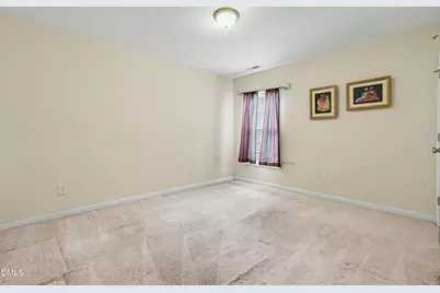 8122 Marshall Brae Drive, Raleigh, NC 27616 - Photo 14