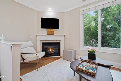 400 W Rosemary Street #Unit 401, Chapel Hill, NC 27516 - Photo 4