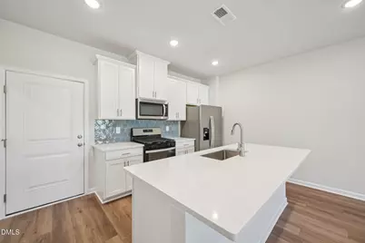 724 Southland Drive, Zebulon, NC 27597 - Photo 2