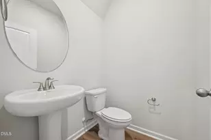 724 Southland Dr, Zebulon, NC 27597 - Photo 32