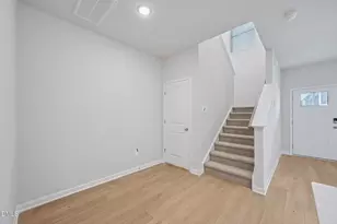 722 Southland Dr, Zebulon, NC 27597 - Photo 8