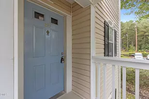 227 Schultz St, Chapel Hill, NC 27514 - Photo 2