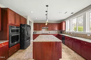 716 Pierside Dr, Cary, NC 27519 - Photo 18