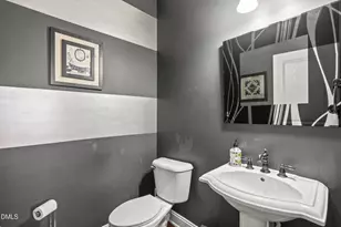 716 Pierside Dr, Cary, NC 27519 - Photo 12