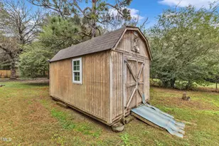 8201 Rhodes Rd, Apex, NC 27539 - Photo 30