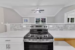 8201 Rhodes Rd, Apex, NC 27539 - Photo 14