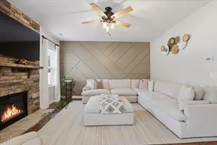 136 Fallingbrook Dr, Kenly, NC 27542 - Photo 10