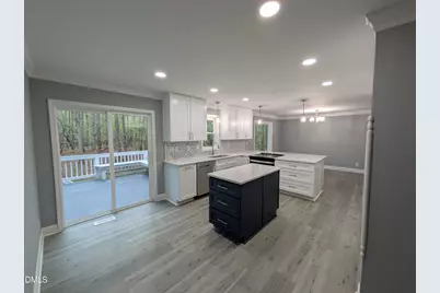 105 Trailwood Court, Chapel Hill, NC 27516 - Photo 4