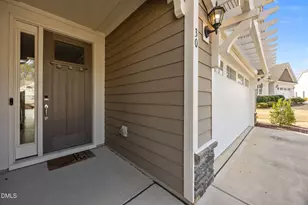 30 Bramblewood Dr, Youngsville, NC 27596 - Photo 2