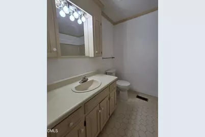 7213 Ridgefield Court, Sanford, NC 27332 - Photo 8