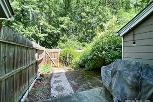 2126 Alpine Rd, Durham, NC 27707 - Photo 18