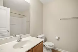 2010 Woodsdale Dr, Durham, NC 27703 - Photo 22