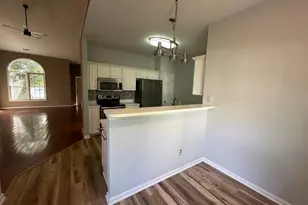 8251 Hempshire Pl, Raleigh, NC 27613 - Photo 36