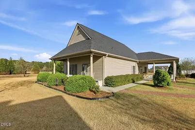 100 Edgebrook Drive, Pikeville, NC 27863 - Photo 4