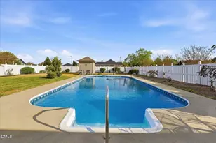 100 Edgebrook Dr, Pikeville, NC 27863 - Photo 12