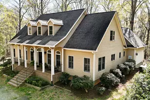 2205 Sanford Ln, Hillsborough, NC 27278 - Photo 2