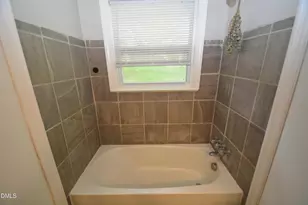 310 Cody St, Durham, NC 27703 - Photo 6