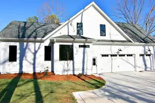 6508 Deerview Dr, Raleigh, NC 27606 - Photo 2