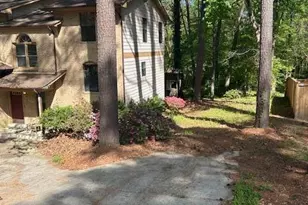 8 Shropshire Pl, Durham, NC 27707 - Photo 2