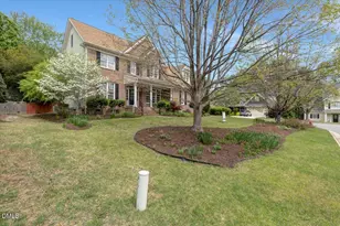 100 Strawthorne Ct, Apex, NC 27502 - Photo 2