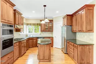 100 Strawthorne Ct, Apex, NC 27502 - Photo 20