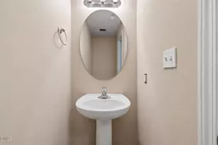 110 Gatwick Ct, Clayton, NC 27520 - Photo 12