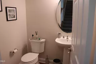 10510 Sablewood Dr, Raleigh, NC 27617 - Photo 20