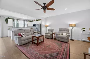 743 Creekway Dr, Fuquay-Varina, NC 27526 - Photo 10