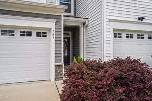 743 Creekway Dr, Fuquay-Varina, NC 27526 - Photo 4