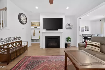 743 Creekway Drive, Fuquay-Varina, NC 27526 - Photo 8