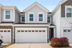 743 Creekway Dr, Fuquay-Varina, NC 27526 - Photo 1