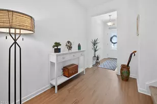 743 Creekway Dr, Fuquay-Varina, NC 27526 - Photo 6