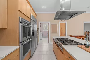 8607 Yorkshire Ln, Chapel Hill, NC 27516 - Photo 24