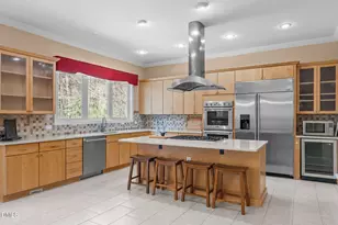 8607 Yorkshire Ln, Chapel Hill, NC 27516 - Photo 18