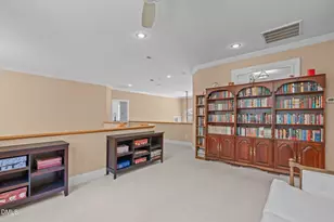 8607 Yorkshire Ln, Chapel Hill, NC 27516 - Photo 36