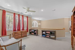 8607 Yorkshire Ln, Chapel Hill, NC 27516 - Photo 34