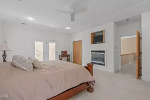 8607 Yorkshire Ln, Chapel Hill, NC 27516 - Photo 26