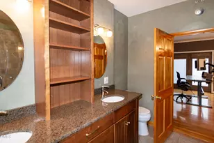 4664 White Oak Ln, Hillsborough, NC 27278 - Photo 20