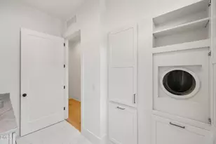 2817 Claremont Rd, Raleigh, NC 27608 - Photo 22