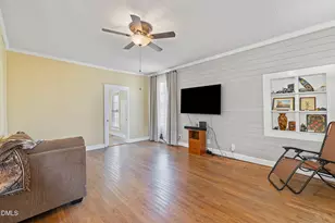 128 E Railroad St, La Grange, NC 28551 - Photo 8