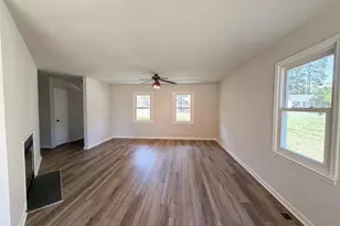 5105 Hadrian Dr, Durham, NC 27703 - Photo 4