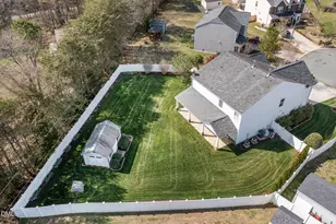 138 Buckeye Ct, Burlington, NC 27215 - Photo 2