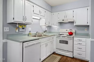 1116 Penzance St, Durham, NC 27704 - Photo 16