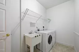 438 Sawgrass Hill Ct, Cary, NC 27519 - Photo 18